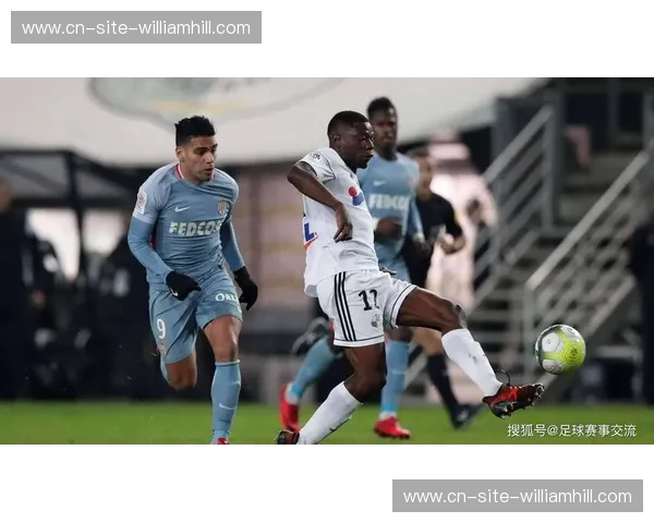 阿丁格拉五分钟内梅开二度 摩纳哥半场3-1领先南特